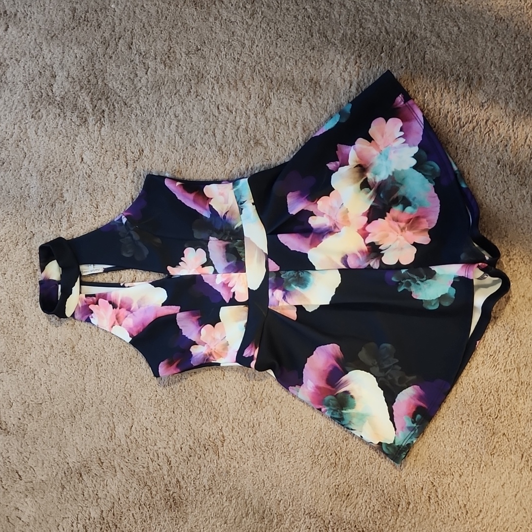 Charlotte Russe Floral Romper, Size Small